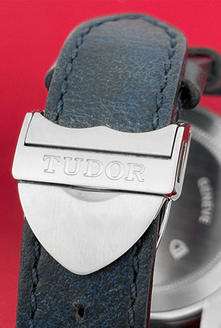 Tudor Heritage Black Bay Blue Rose Smiley C52873 - Image 8