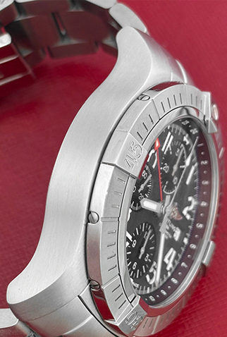 Breitling Avenger Chronograph GMT C53116 - Image 7
