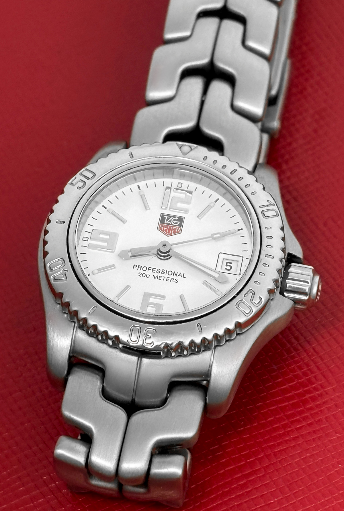 Tag-Heuer Professional C53172 - Image 3