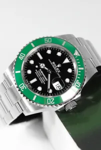 RolexSubmariner Starbucks